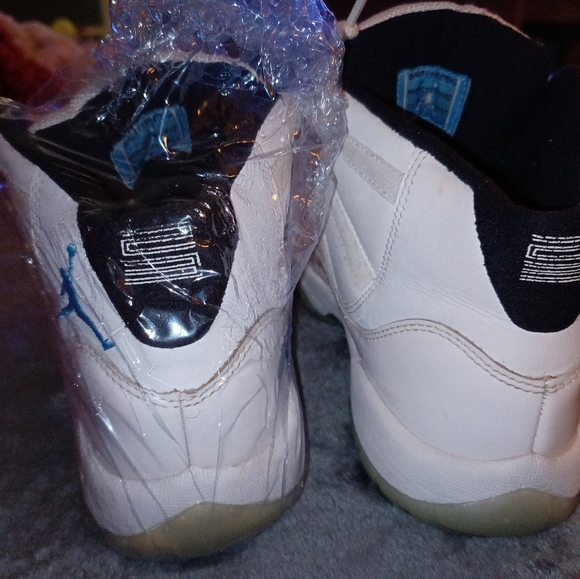 Jordan 11 - Picture 4 of 7